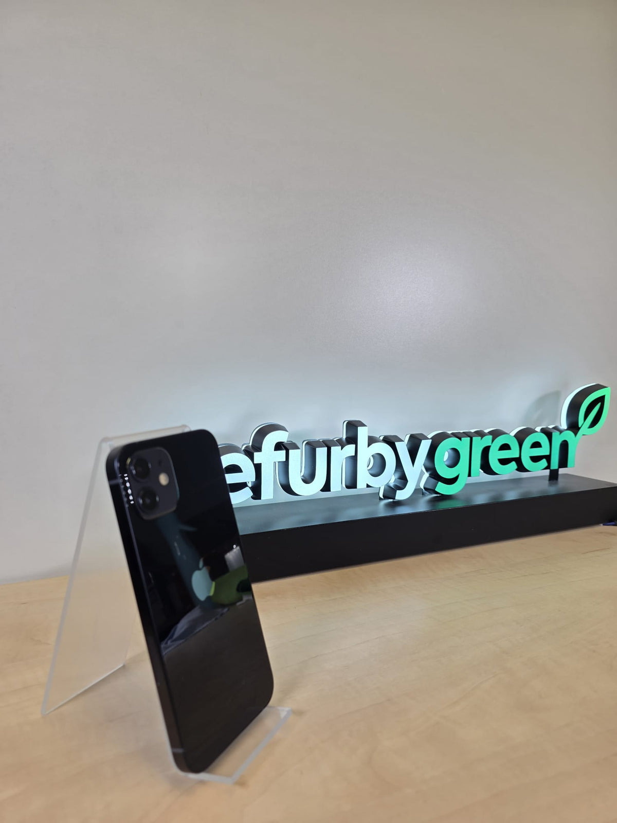 Apple Iphone 12 64GB - zwart